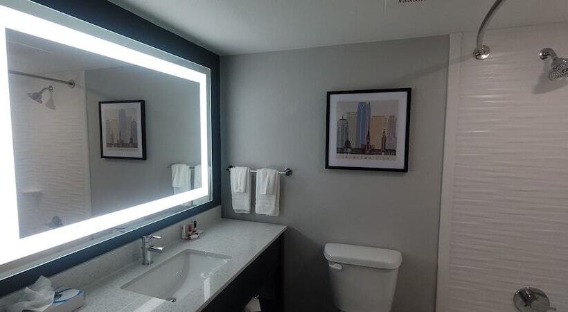 İki Çift Kişilik Yataklı Standart Oda, Clarion Pointe Okc Airport