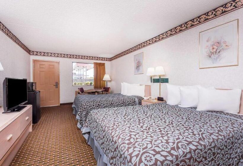 장애인을 위한 스탠다드 룸, Days Inn By Wyndham Byron