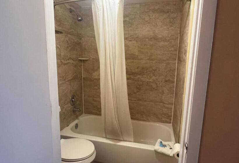 חדר סטנדרט, קומת קרקע, Rodeway Inn Davenport Champions Gate