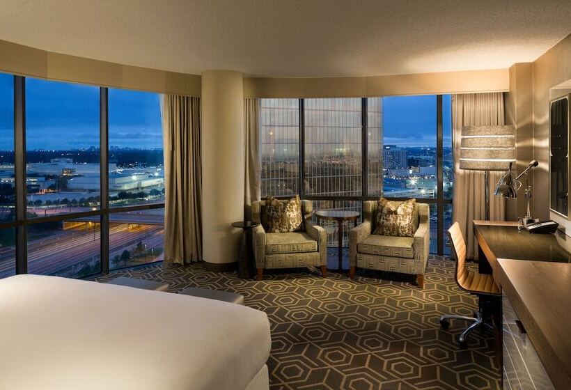 Полулюкс, Doubletree By Hilton Dallascampbell Centre