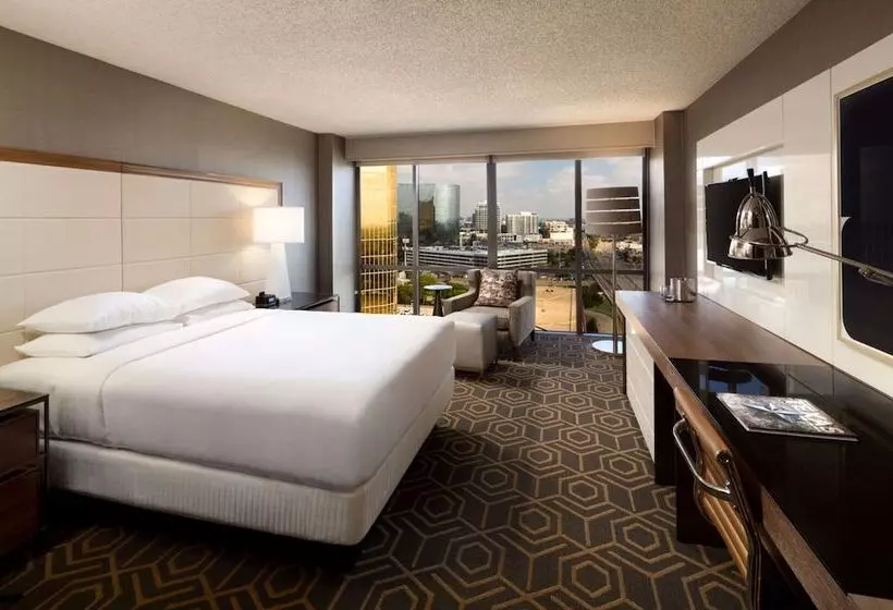身障者適用スタンダードルーム, Doubletree By Hilton Dallascampbell Centre