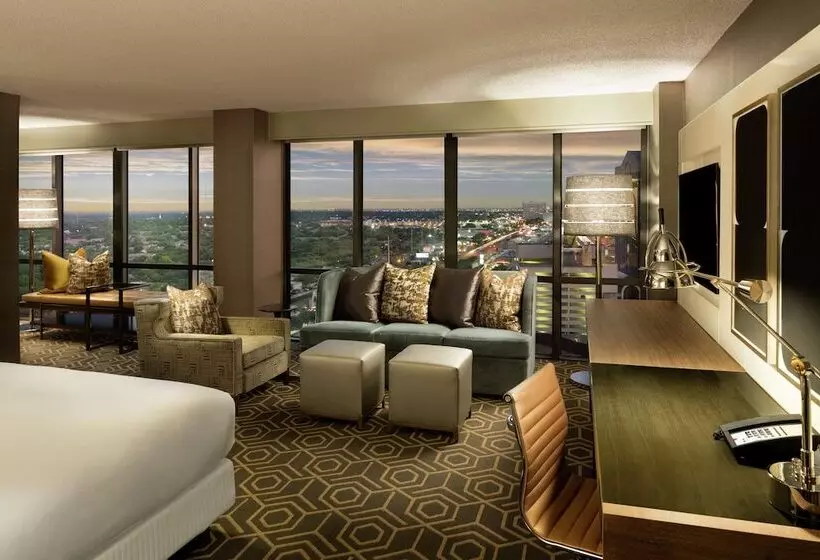 身障者適用スタンダードルーム, Doubletree By Hilton Dallascampbell Centre