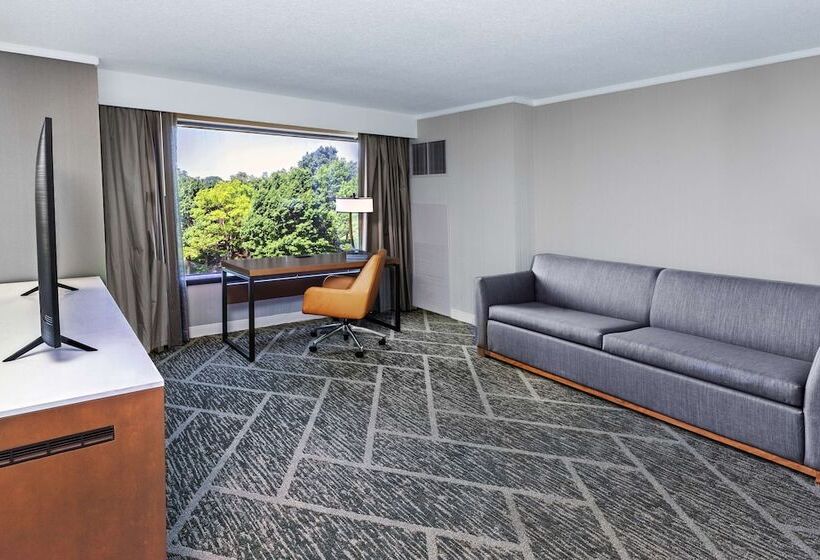 غرفه قياسيه سريرين مزدوجين, Doubletree By Hilton Tulsa   Warren Place