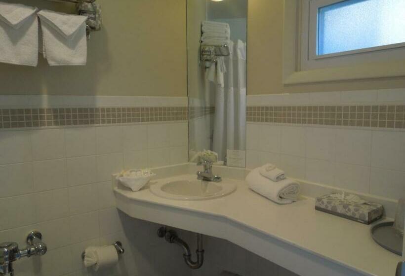Студия Стандарт, East Hampton House Resort