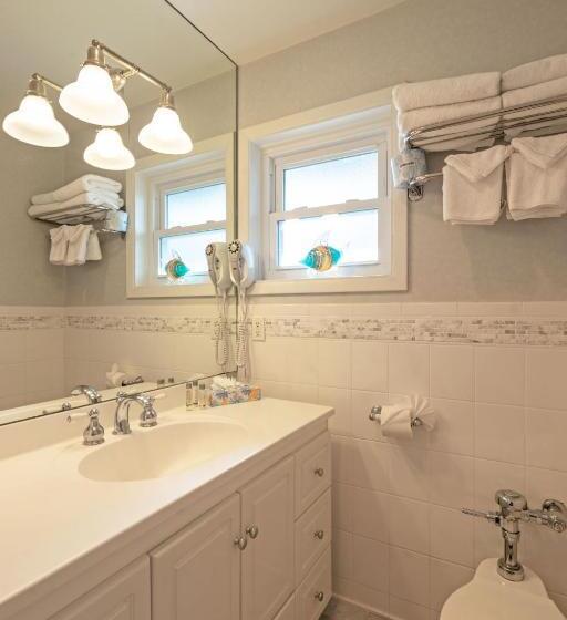 جناح ديلوكس, East Hampton House Resort