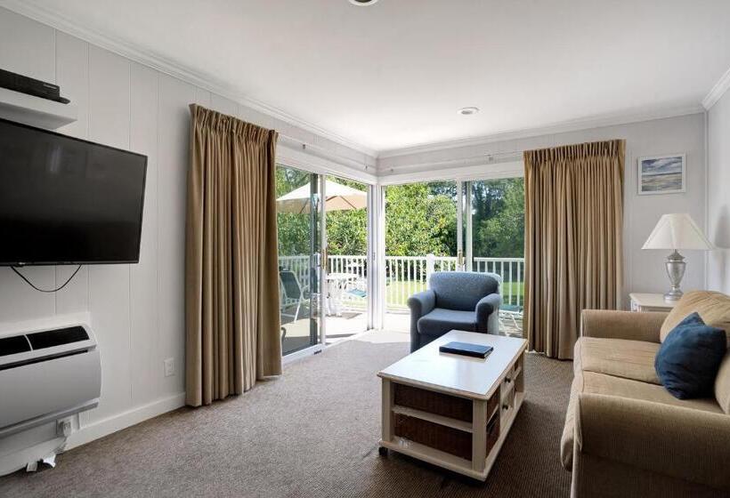 جناح ديلوكس, East Hampton House Resort