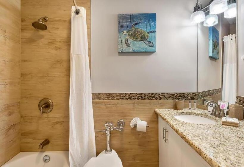 Люкс, East Hampton House Resort