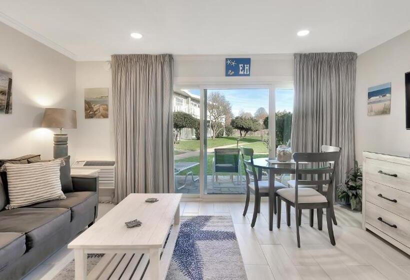 Люкс, East Hampton House Resort