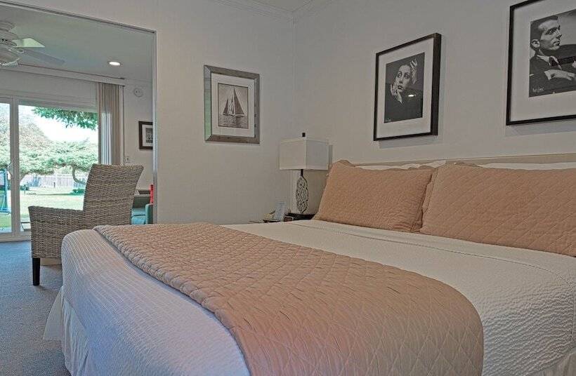 جناح, East Hampton House Resort