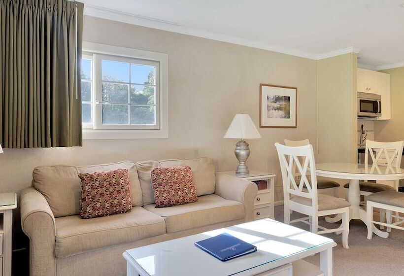 Студия Deluxe, East Hampton House Resort