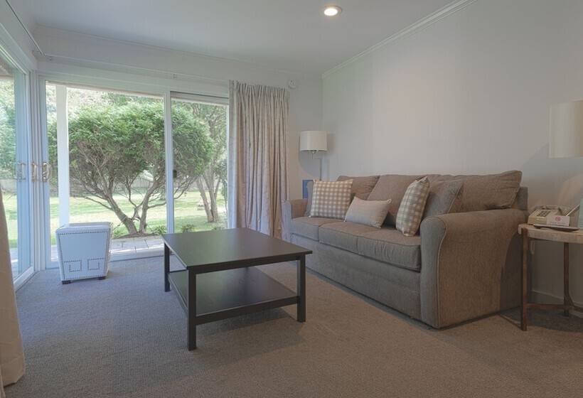 جناح ديلوكس, East Hampton House Resort