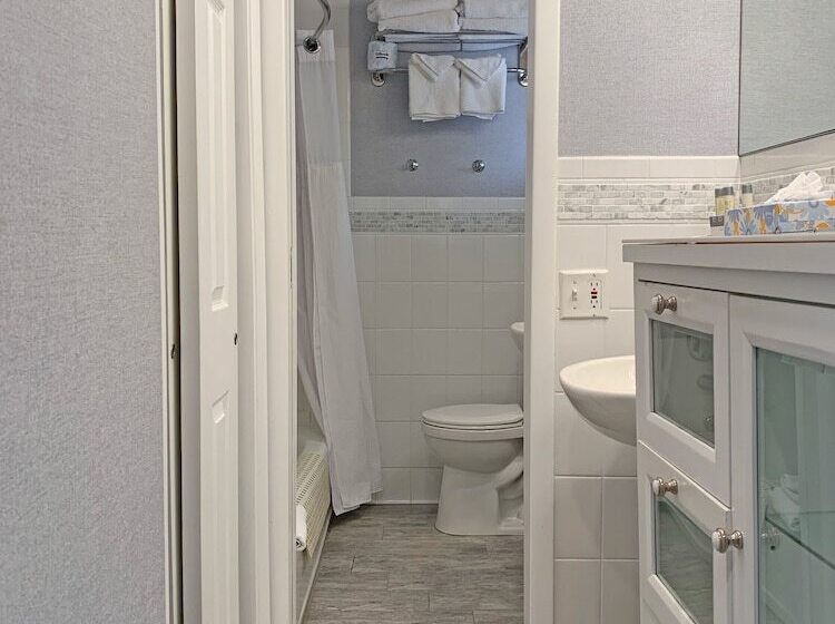 إستوديو ديلوكس, East Hampton House Resort