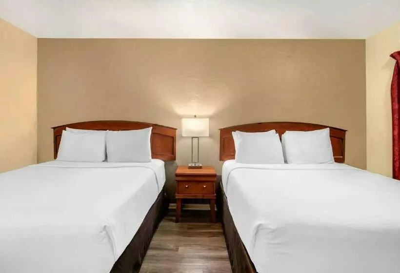 اتاق استاندارد, Econo Lodge Inn & Suites Durango