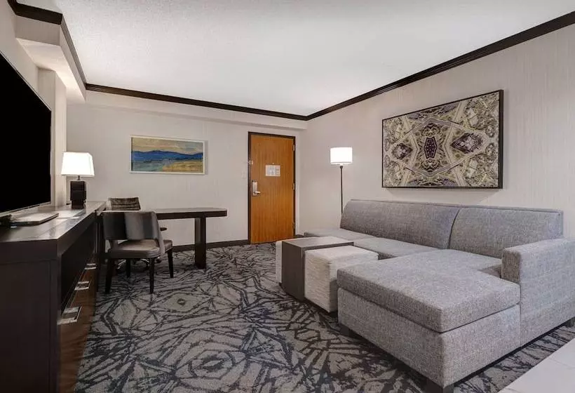 سوییت, Embassy Suites By Hilton Santa Clara Silicon Valley
