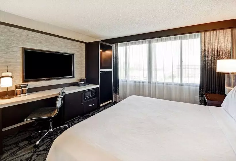 سوییت, Embassy Suites By Hilton Santa Clara Silicon Valley