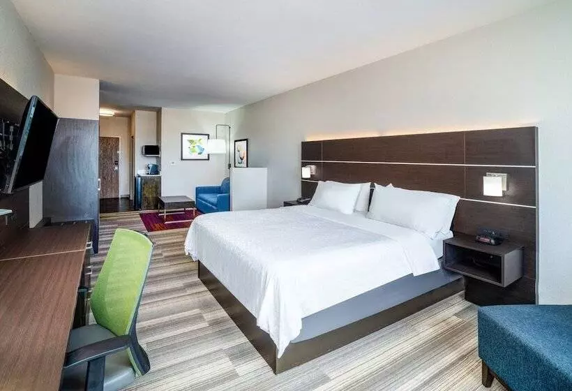 スイート, Holiday Inn Express Hotel Winona North, An Ihg