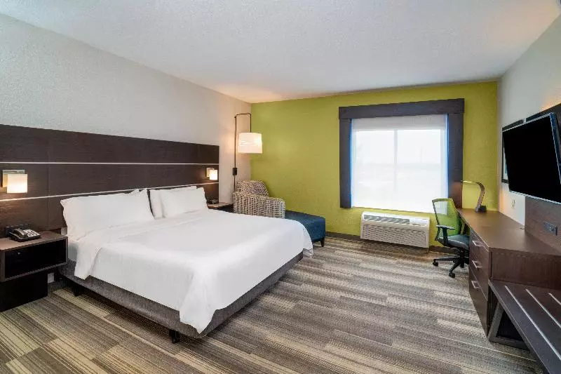 キングサイズベッドのスタンダードルーム, Holiday Inn Express Hotel Winona North, An Ihg