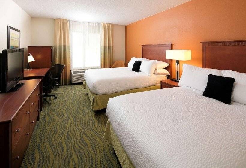 ２ダブルベッドのスタンダードルーム, Quality Inn Near Fort Liberty
