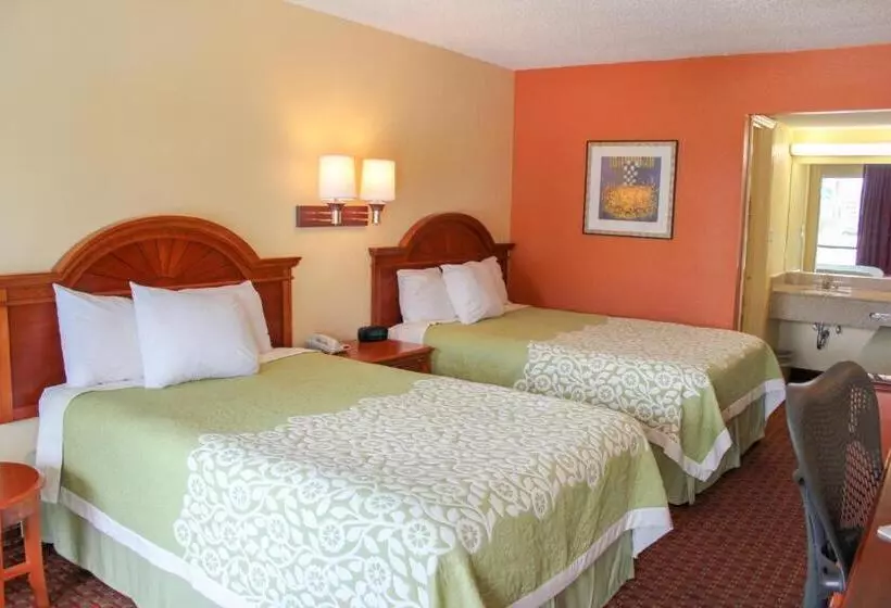 ２ダブルベッドのスタンダードルーム, Rose Garden Inn & Suites Thomasville