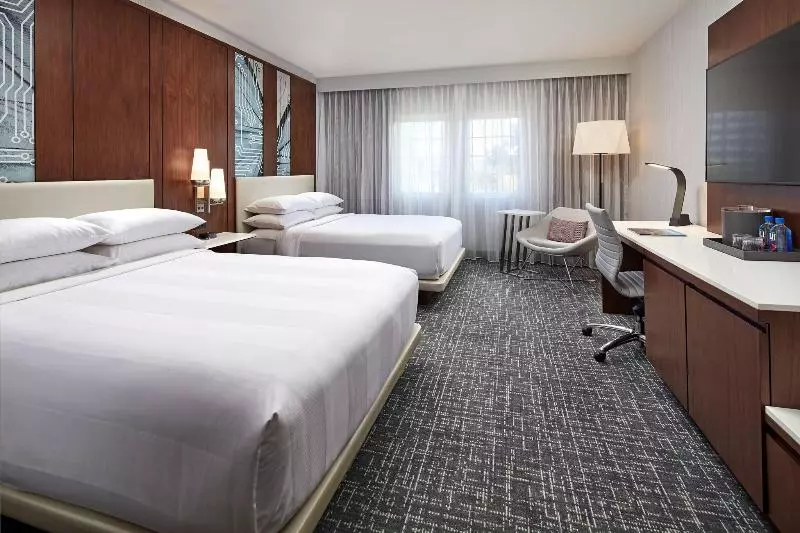 اتاق استاندارد با تخت دو نفره بزرگ, San Mateo Marriott San Francisco Airport