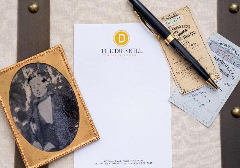 带大床的标准间, The Driskill