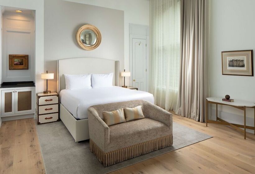 Quarto Estandar Cama Casal, The Driskill
