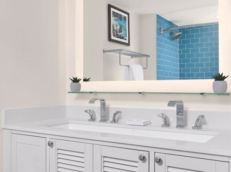 스위트 킹사이즈 침대, Margaritaville Resort Lake Tahoe