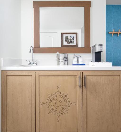 장애인을 위한 킹사이즈 침대 스탠다드 룸, Margaritaville Resort Lake Tahoe