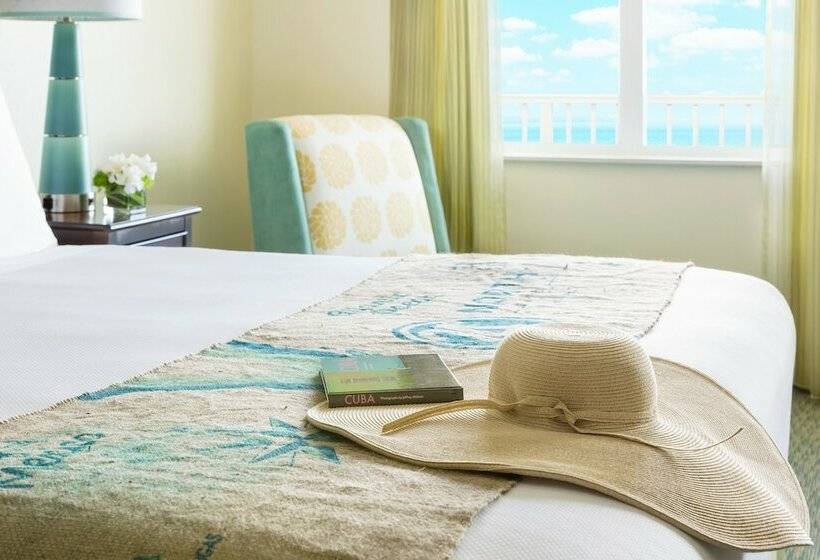 带特大床的标准间, 24 North Hotel Key West