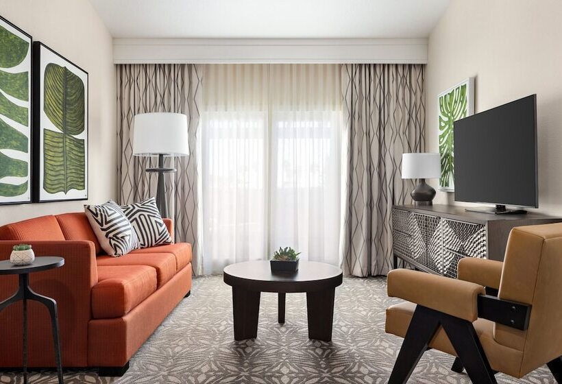 适合残疾人士使用的带双人床的标准间, Zachari Dunes On Mandalay Beach, Curio Collection By Hilton