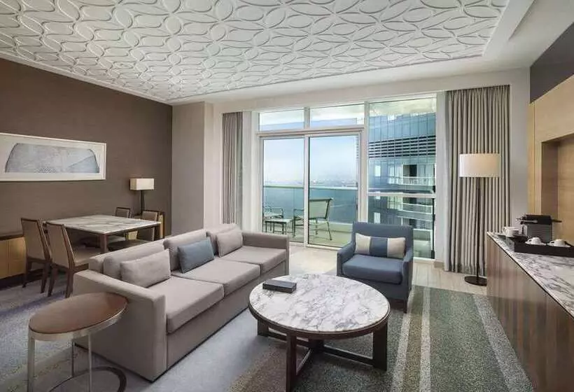 Sviitti, Zachari Dunes On Mandalay Beach, Curio Collection By Hilton