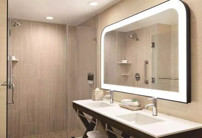 Sviitti, Zachari Dunes On Mandalay Beach, Curio Collection By Hilton