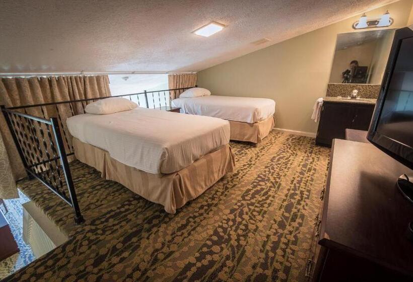 Семейный Номер, Fox Ridge Resort