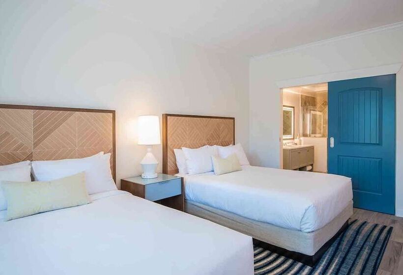 غرفه قياسيه سريرين مزدوجين, Hawks Cay Resort