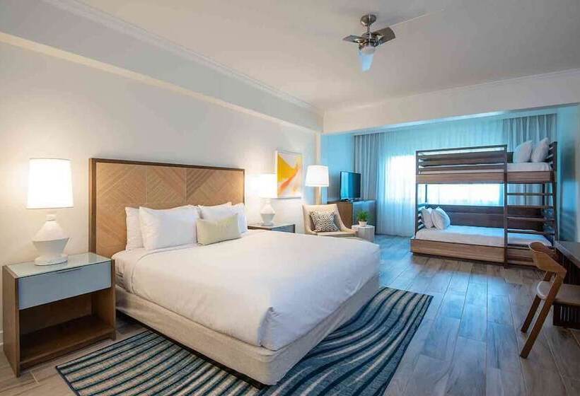 חדר משפחתי, Hawks Cay Resort
