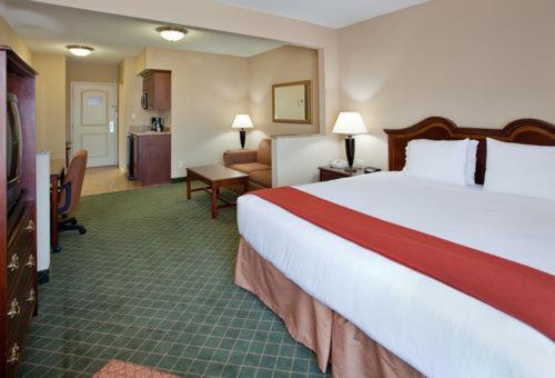 جناح لذوى الاحتياجات الخاصة, Holiday Inn Express Hotel & Suites Cape Girardeau I 55, An Ihg