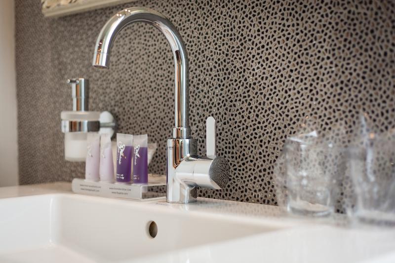 جناح لذوى الاحتياجات الخاصة, Best Western Plus Wine Country Inn & Suites