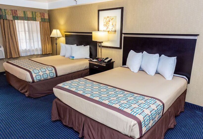 스위트, Days Inn & Suites By Wyndham Artesia