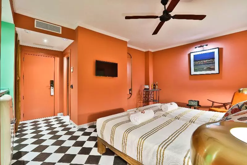 اتاق استاندارد با تخت بزرگ, Days Inn & Suites By Wyndham Artesia