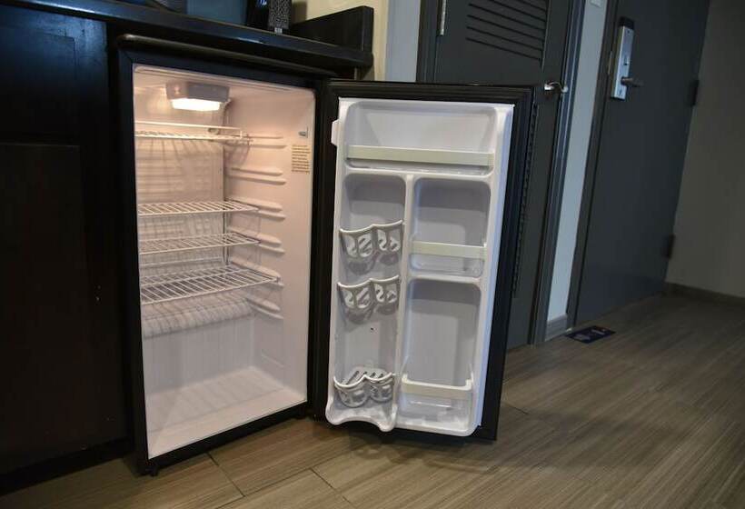 주니어 스위트, Doubletree By Hilton Murfreesboro