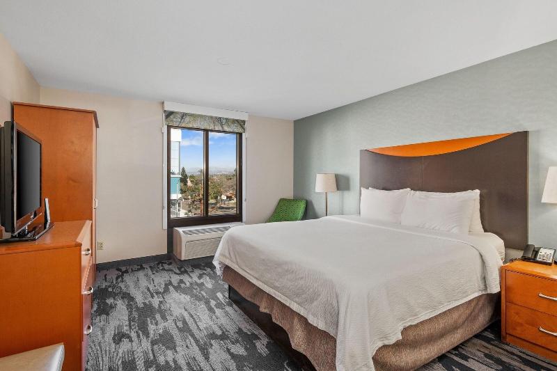 غرفة قياسية سرير كينج, Fairfield Inn & Suites Anaheim North Buena Park
