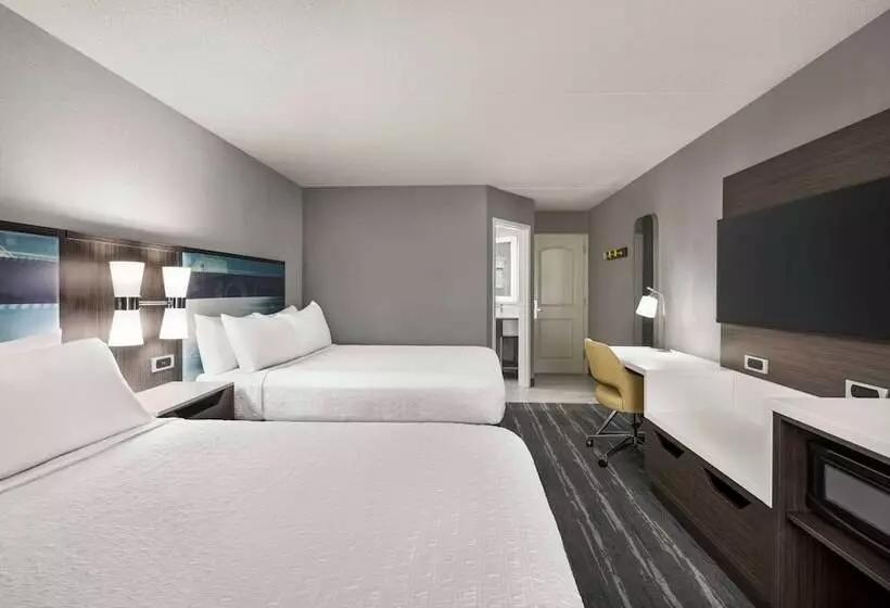 اتاق استاندارد با 2 تخت دوبل, Hampton Inn Chicagoo Hare International Airport