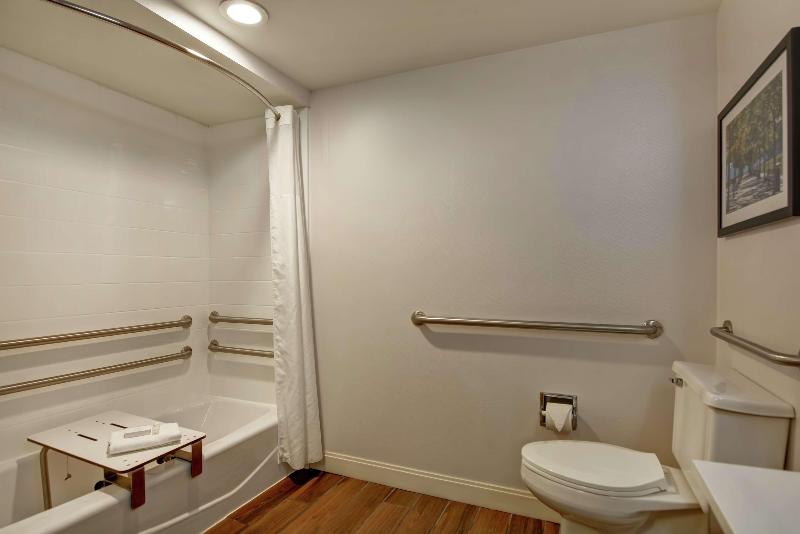 스탠다드 룸, Hampton Inn Cincinnati Airport South
