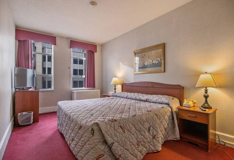 Номер Deluxe, Harrington