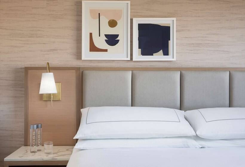 带大床的套房, Hilton Santa Monica Hotel & Suites