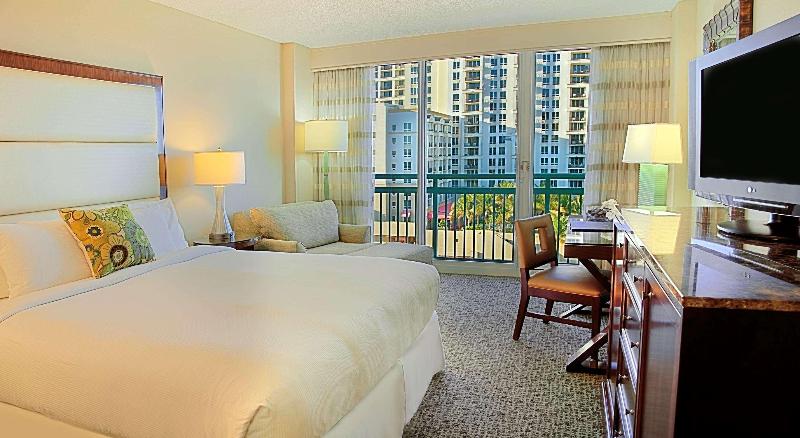 Номер Стандарт, The Singer Oceanfront Resort, Curio Collection By Hilton