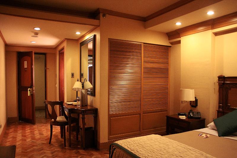 Стандартный Номер Кровать Кинг, The Singer Oceanfront Resort, Curio Collection By Hilton