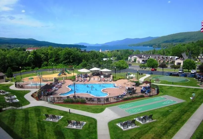 Deluxe Suite King Bed, Holiday Inn Resort Lake George, An Ihg
