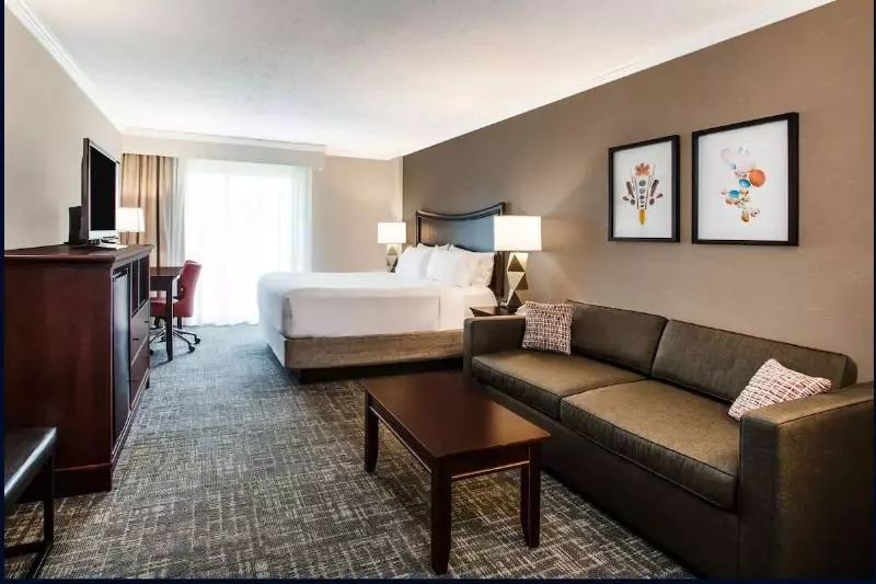 اتاق استاندارد با تخت بزرگ, Holiday Inn Resort Lake George, An Ihg