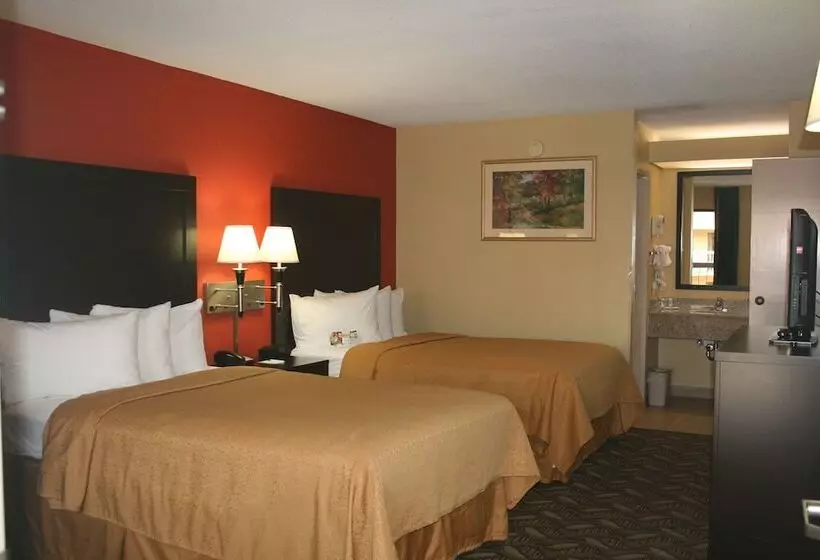 2ダブルベッドのスタンダードルーム, Quality Inn Fredericksburg, Central Park Area